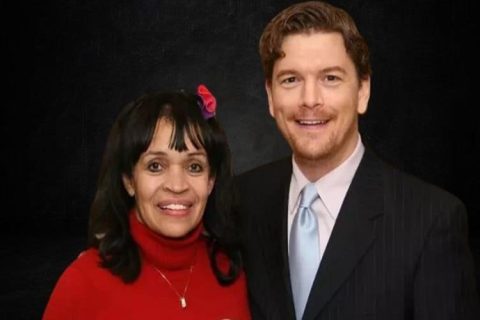 Is Dorothy Bowles Ford Married?
